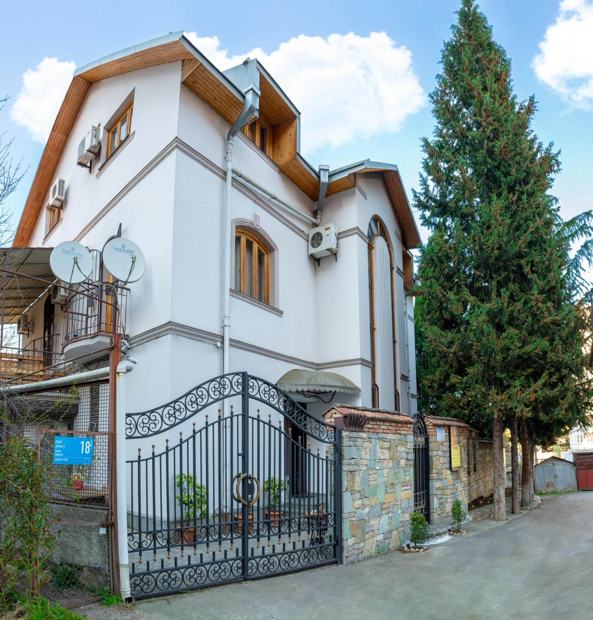 טביליסי Valeria Hotel מראה חיצוני תמונה
