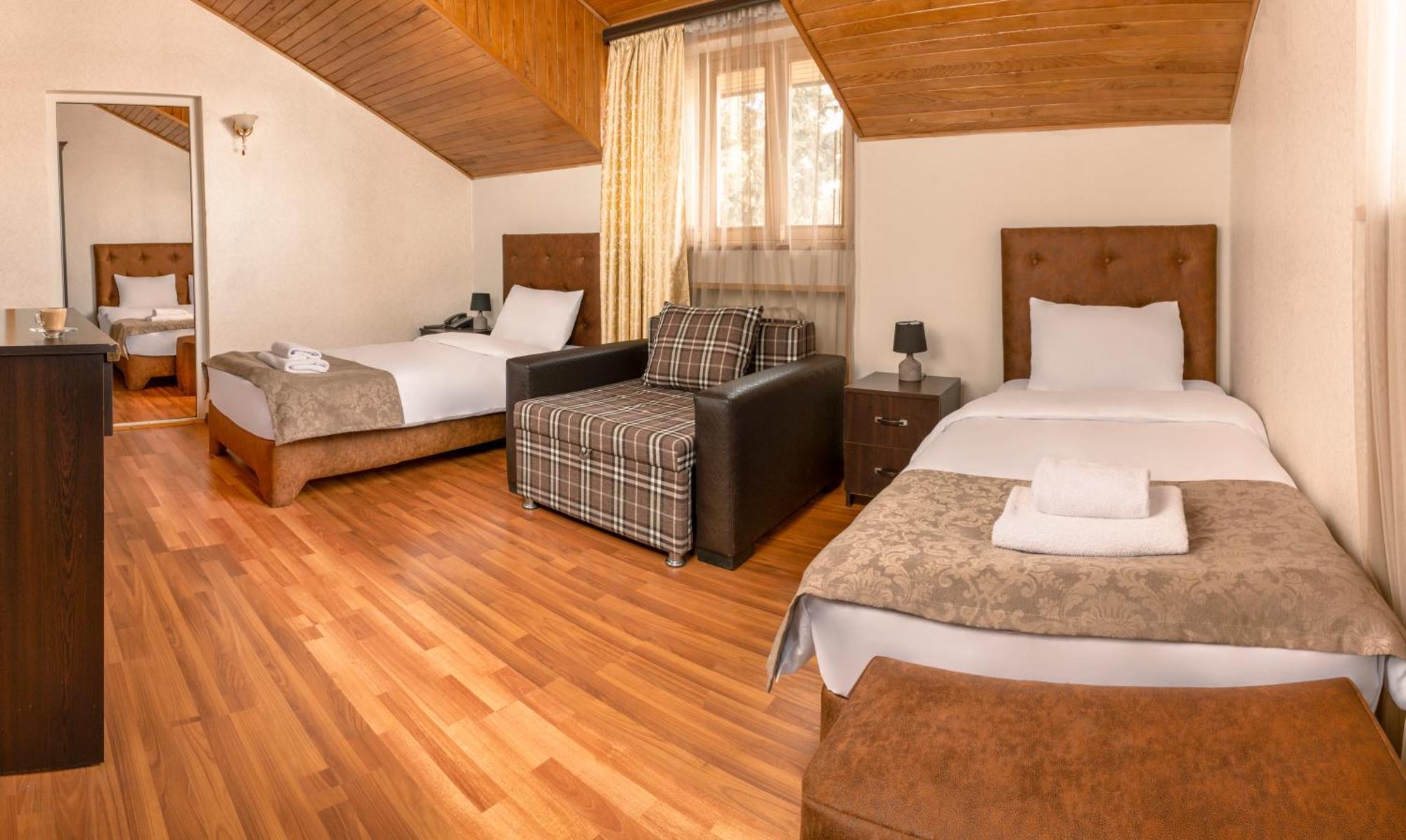 טביליסי Valeria Hotel מראה חיצוני תמונה